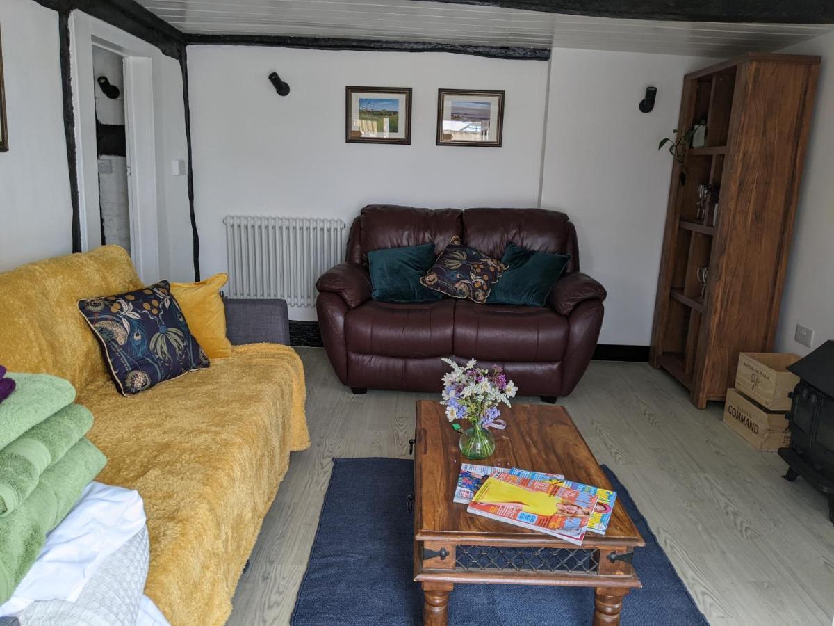 Characterful 2 Bed Cottage, Quiet Village Setting Ashleworth Exterior foto